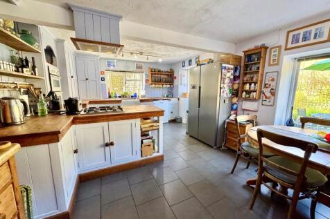 PHOTO-2025-04-13-19-54-20 (5).jpg