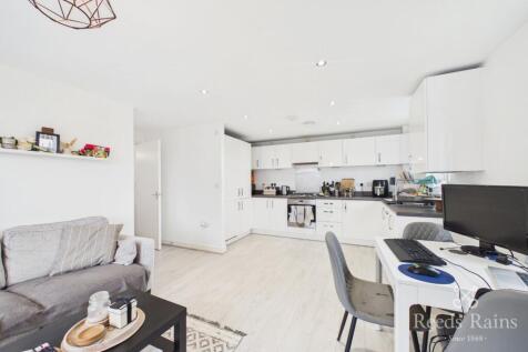 Lounge/Kitchen