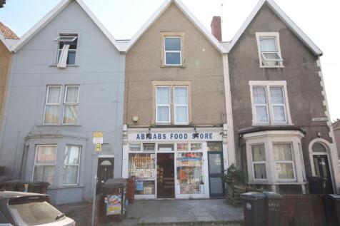 ****NOT SUITABLE FOR COUPLES DUE TO SIZE **** Nestled on Fishponds Road in the vibrant area of Fishponds, Bristol, this charming studio flat offers a perfect blend of modern living and convenience. Re