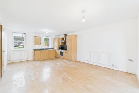 CAM01832G0-PR0271-STILL010.jpg