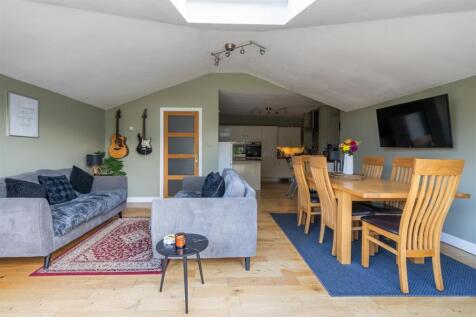 171 Ulverley Green Road, Olton, B92 8AA DMS3013_10