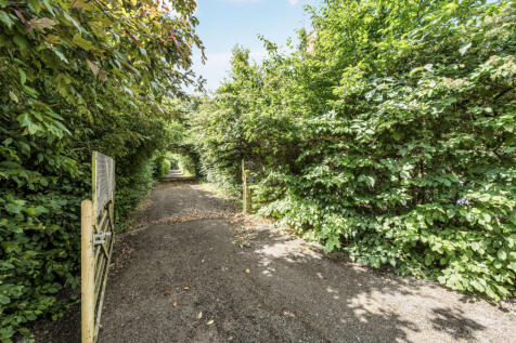 1316560-11-685e82...