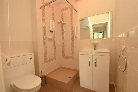 Shower Room (ground floor)