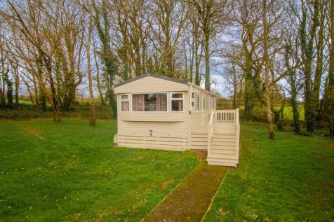 8 Pine Lodge Bodmin 01208 74182-19