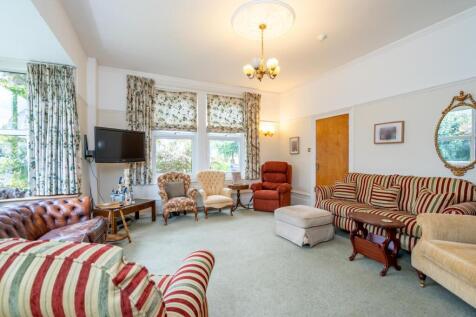 Sitting Room.jpg