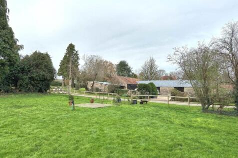 Garden side