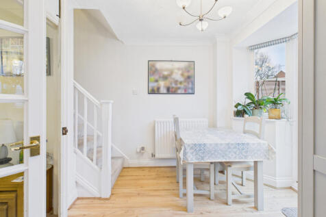 CAM04968G0-PR0086-STILL011