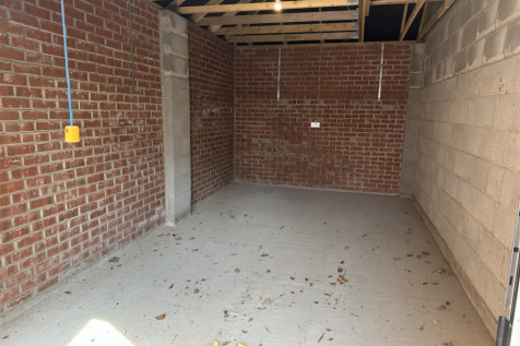 7 Springfield view Garage.png