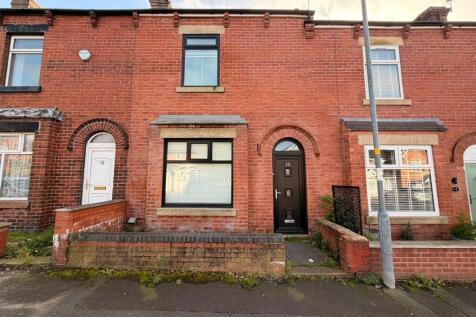 3 Bedroom Terraced in BL6 6EE