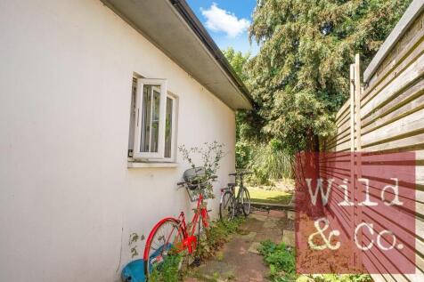 Powerscroft Road - Q99HOaS52RrnyqEzFSxs.jpg