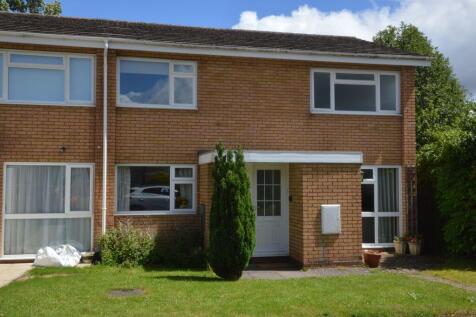 A nicely presented first floor 2 double bedroom maisonette with its own separate entrance, in a well located and sought after cul-de-sac off Alcester Road South, close to local shops, amenities and bu