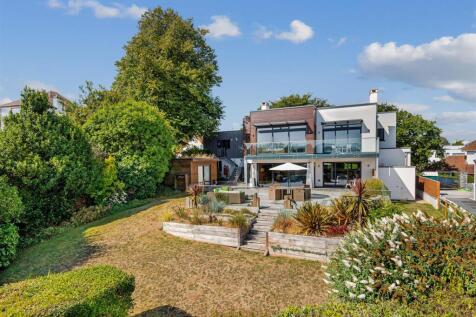 A04 - Bascombe Road, Brixham, Eastleigh House - 25