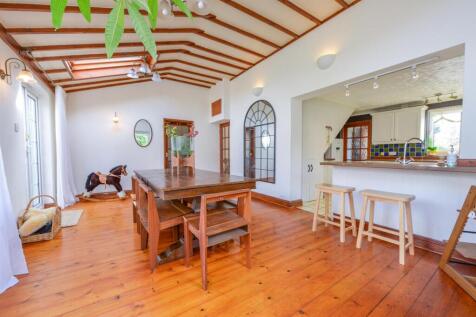 Crispin Cottage14.jpg