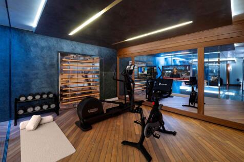 6 bed, 7 bath Terraced in London - Photo 14