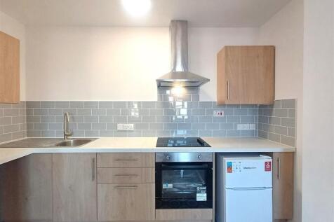 Kitchen2.jpg