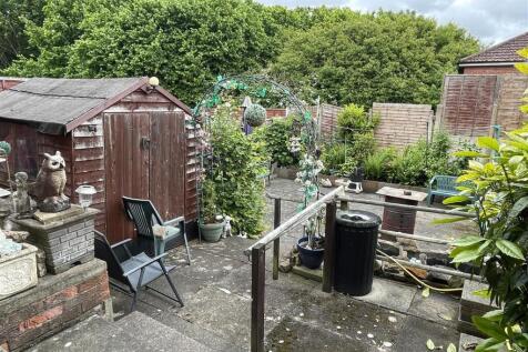 Garden1.JPG
