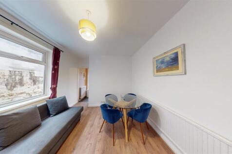 134 Malefant Street - Rec 3.jpg