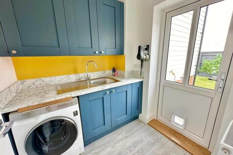 IMG-20240812-WA00...