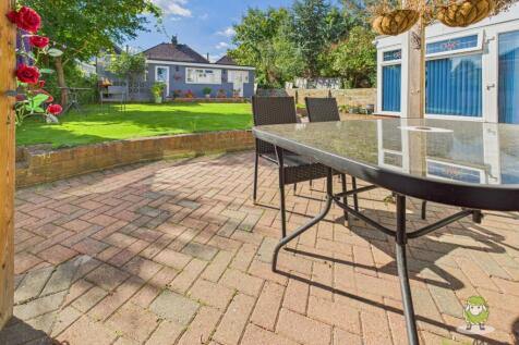 CAM01543G0-PR0159-STILL001