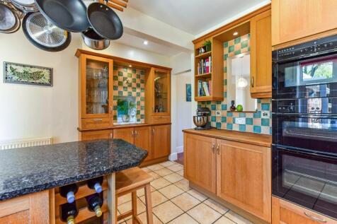 Kitchen/Breakfast Rm