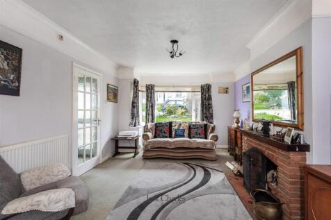 9 The Meadow, TN2 4EH 004.jpg
