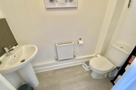 Bramleys Estate Agents - Dewsbury - Whitley Road (