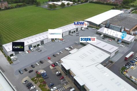Light Industrial to rent in anlaby