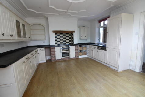 Kitchen T202507251439.jpg