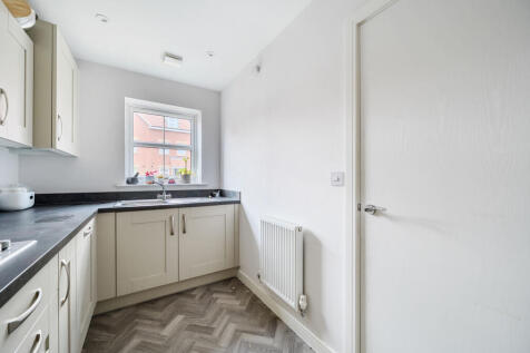 1382941-31-691df3...