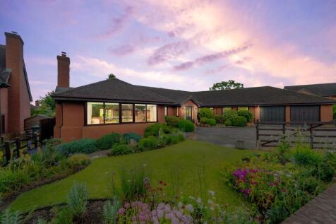 6-Limes-Paddock front dusk (1)