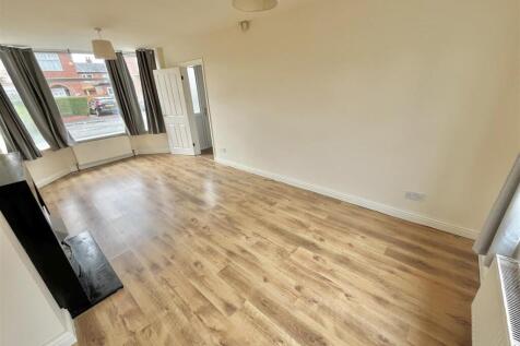 Lounge Dining Room 2