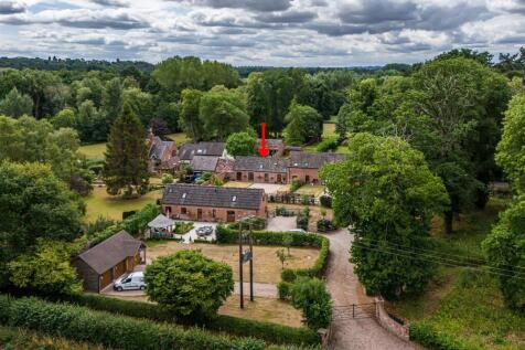 Wentworth Barn-drone-3.jpg