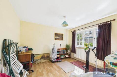 Home Office / Bedroom Four