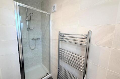 SHOWER ROOM2