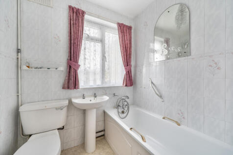 1358296-19-68d2b5...