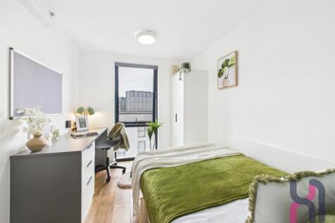 *ATTENTION ALL 26/27 STUDENTS AND YOUNG PROFESSIONALS, SECURE YOUR ROOM FOR JUST £1* Modern Living at THE PLATFORM, LIVERPOOL For Students & Young Professionals Discover all-inclusive en-suite rooms a