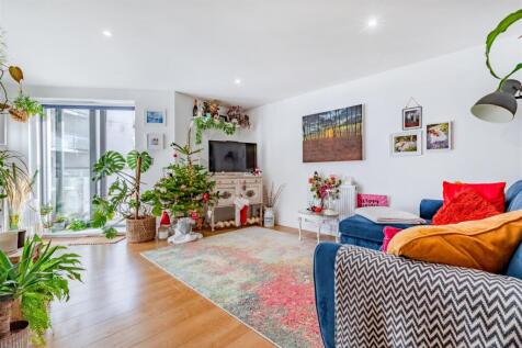 Open Plan Reception