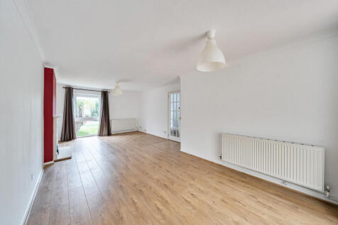 Sitting/Dining Room