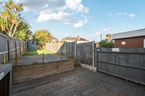 4b953ad7-4c68-434...