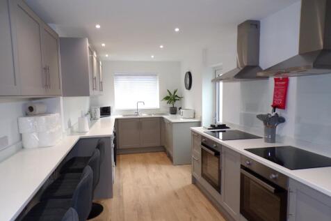 6 Bedroom Terraced in PO5 1EE