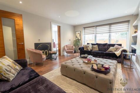 Lounge / Reception  (rear)