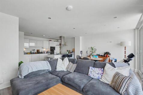 Open Plan Kitchen Living_4.jpeg