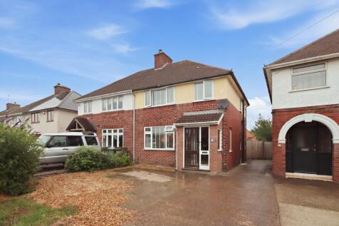 3 Bedroom Semi-Detached in S42 6HJ