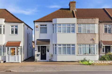 Roding Lane North