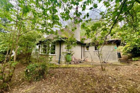 Bramleys Estate Agents - Greetland - Auction (10).