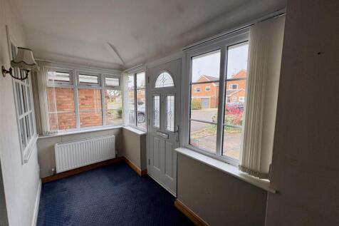 ENTRANCE PORCH