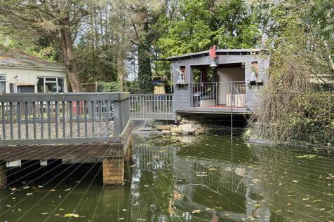 Pond and Summerhouse