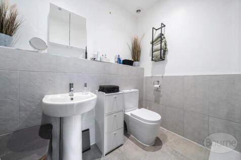 1b4bfc91-d95a-4d5...