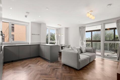 A contemporary new build two bedroom apartment to let in this new build development in Queens Park. Finished to an excellent standard, the property comprises two double bedrooms, modern kitchen / livi