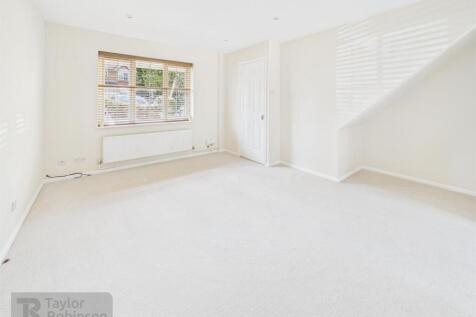 CAM02600G0-PR0800-STILL005.jpg